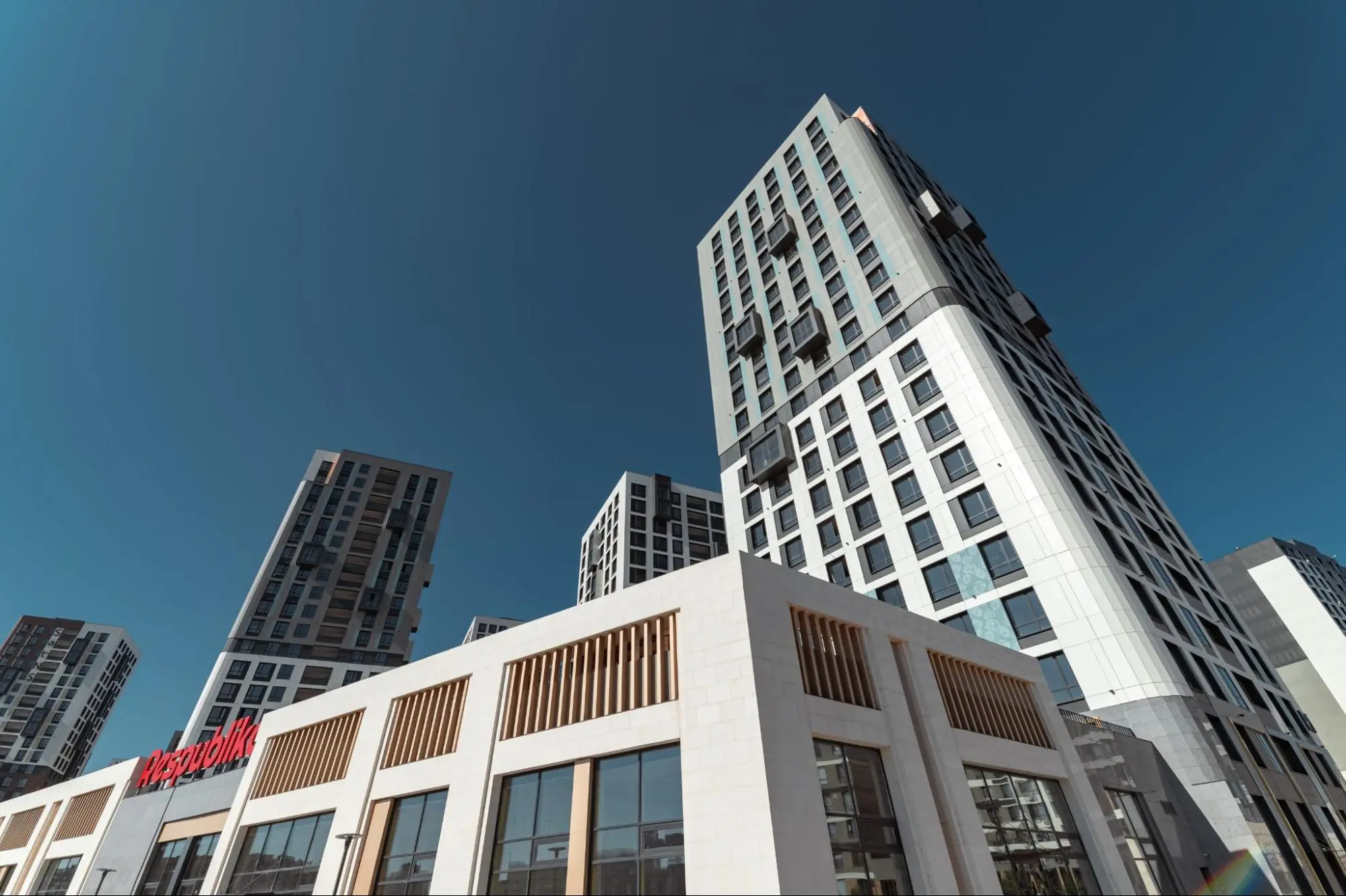 respublica towers